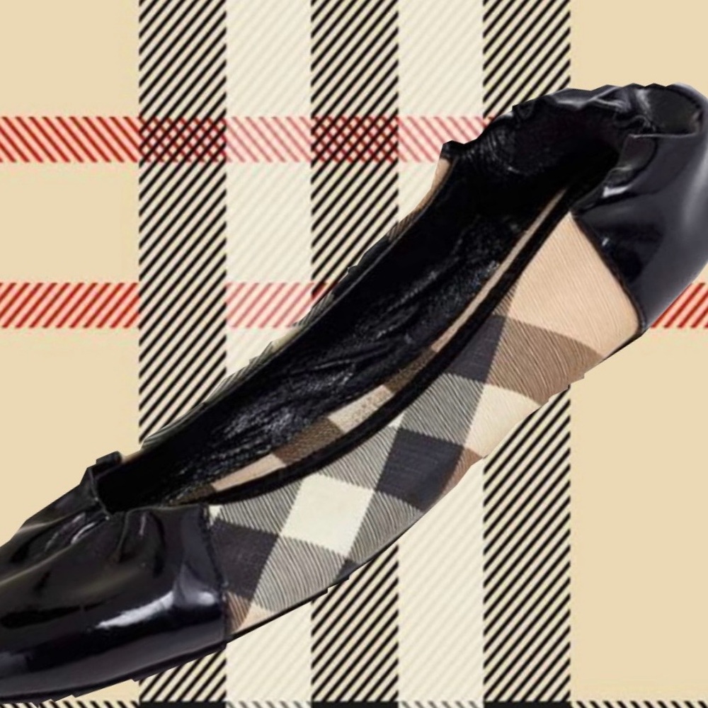 Burberry Nova Ballet Flats